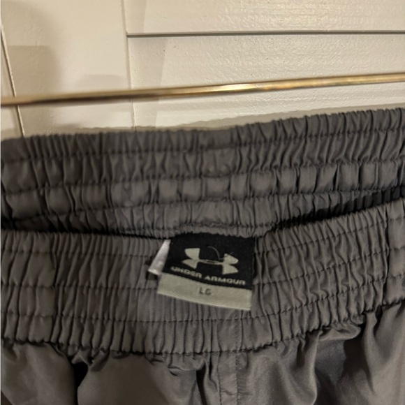 Under Armour Pants Swooshy Material - Picture 2 of 3
